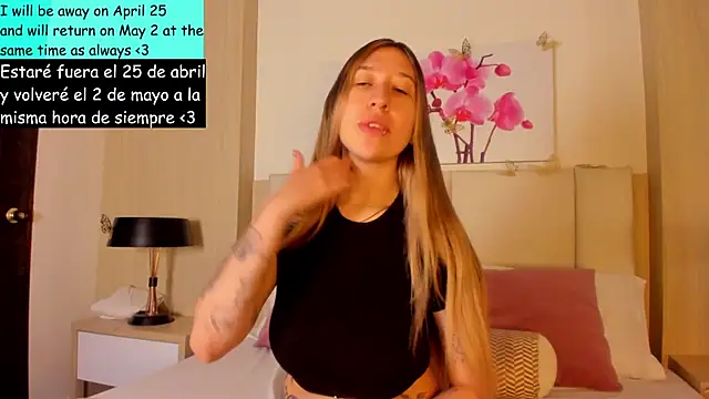 Snapshot of AmberVegaa chatting on 04/17/26, 01:36 AmberVegaa online show from 04/17/26, 01:36