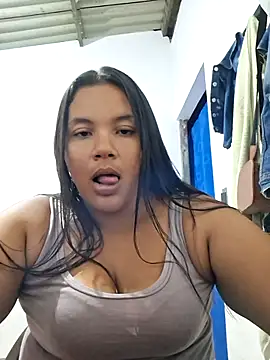 Snapshot of monicarokaforte chatting on 04/12/26, 04:17 monicarokaforte online show from 04/12/26, 04:17