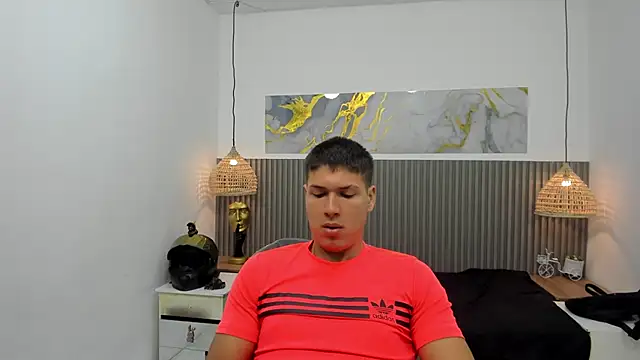 Snapshot of AlessandroFranco chatting on 05/11/26, 01:17 AlessandroFranco online show from 05/11/26, 01:17