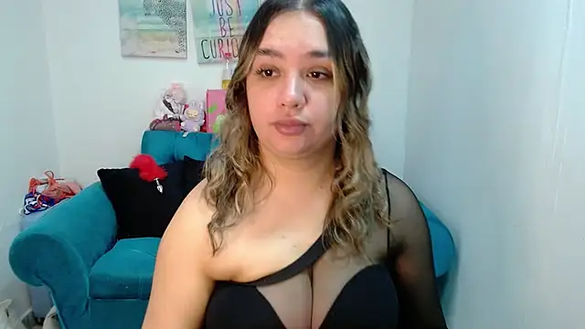 Snapshot of veronicaparkersex chatting on 06/30/26, 12:28 veronicaparkersex online show from 06/30/26, 12:28