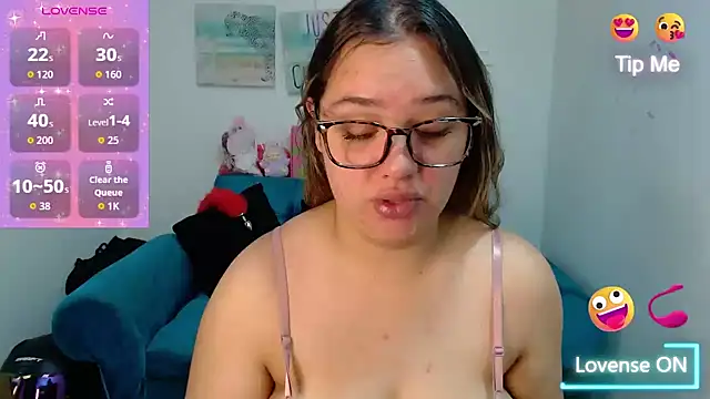 Snapshot of veronicaparkersex chatting on 07/22/26, 12:41 veronicaparkersex online show from 07/22/26, 12:41