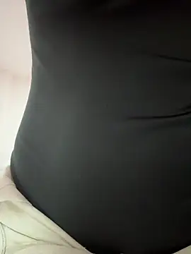 Snapshot of Adalyn_Cute chatting on 04/07/26, 06:41 Adalyn Cute online show from 04/07/26, 06:41