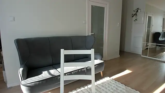 Snapshot of Dorimena chatting on 05/05/26, 05:48 Dorimena online show from 05/05/26, 05:48