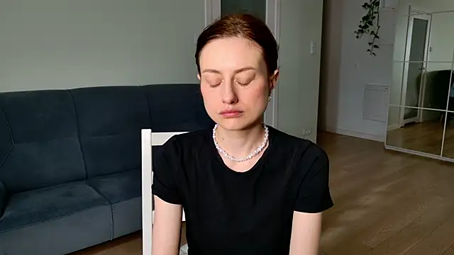 Snapshot of Dorimena chatting on 06/12/26, 05:06 Dorimena online show from 06/12/26, 05:06