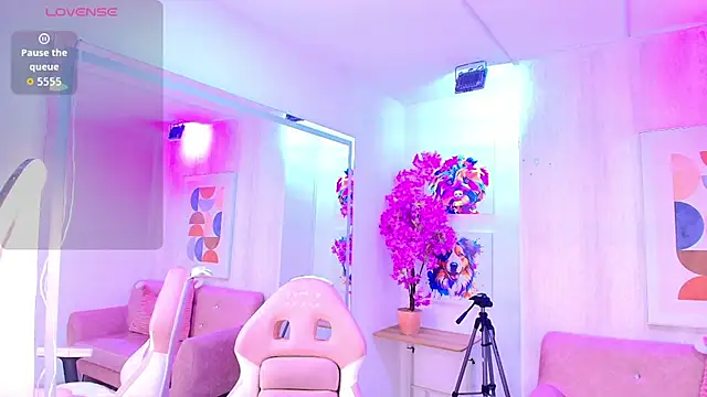 Snapshot of Gabriela_meow chatting on 04/17/26, 03:53 Gabriela meow online show from 04/17/26, 03:53