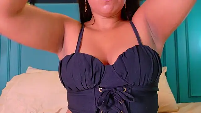 Snapshot of ZoeyMonroe_ chatting on 04/17/26, 11:57 ZoeyMonroe online show from 04/17/26, 11:57