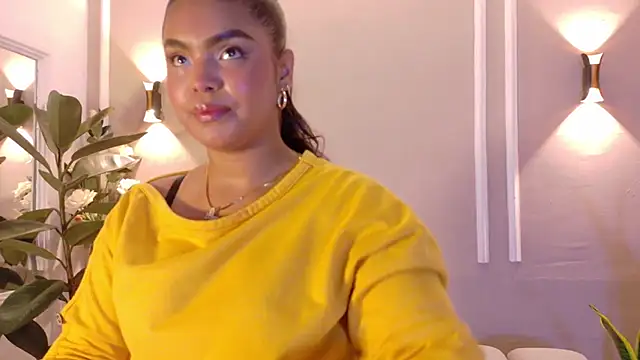 Snapshot of ZoeyMonroe_ chatting on 07/24/26, 03:04 ZoeyMonroe online show from 07/24/26, 03:04