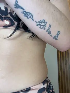 Snapshot of Queen_Chanel_XXX chatting on 03/30/26, 08:21 Queen Chanel XXX online show from 03/30/26, 08:21