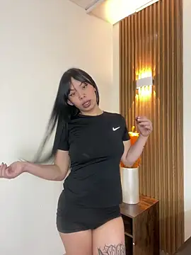 Snapshot of Queen_Chanel_XXX chatting on 04/20/26, 07:48 Queen Chanel XXX online show from 04/20/26, 07:48