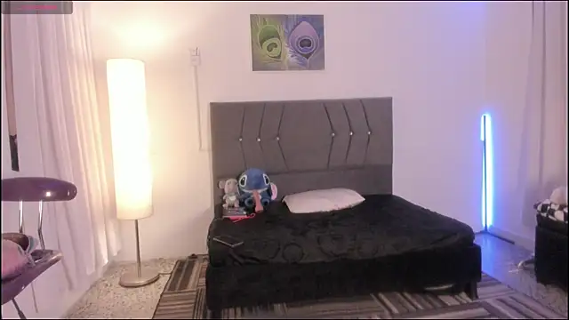 Snapshot of Alisson-Miller chatting on 04/20/26, 10:22 Alisson-Miller online show from 04/20/26, 10:22