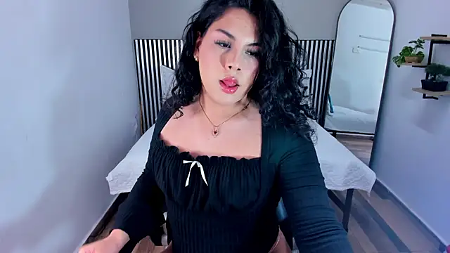 Snapshot of Alisson_Pinkey chatting on 04/01/26, 12:55 Alisson Pinkey online show from 04/01/26, 12:55