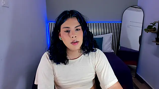 Snapshot of Alisson_Pinkey chatting on 04/20/26, 10:55 Alisson Pinkey online show from 04/20/26, 10:55