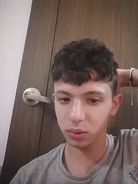 Snapshot of Daniel_Roy chatting on 03/25/26, 09:21 Daniel Roy online show from 03/25/26, 09:21