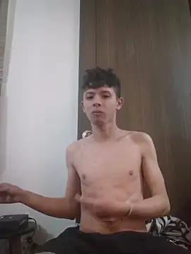 Snapshot of Daniel_Roy chatting on 04/03/26, 08:40 Daniel Roy online show from 04/03/26, 08:40