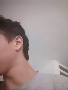 Snapshot of Daniel_Roy chatting on 04/16/26, 05:58 Daniel Roy online show from 04/16/26, 05:58