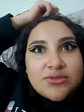 Snapshot of Liily_Foxxy chatting on 03/22/26, 10:40 Liily Foxxy online show from 03/22/26, 10:40