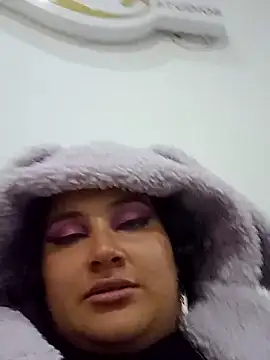 Snapshot of Liily_Foxxy chatting on 04/11/26, 10:41 Liily Foxxy online show from 04/11/26, 10:41