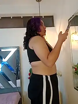 Snapshot of Liily_Foxxy chatting on 04/13/26, 11:05 Liily Foxxy online show from 04/13/26, 11:05