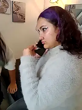 Snapshot of Liily_Foxxy chatting on 04/17/26, 10:51 Liily Foxxy online show from 04/17/26, 10:51