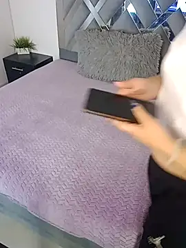 Snapshot of Liily_Foxxy chatting on 04/23/26, 10:47 Liily Foxxy online show from 04/23/26, 10:47