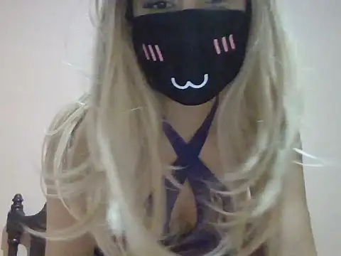 Vikkyy69 online show from 06/06/26, 01:43
