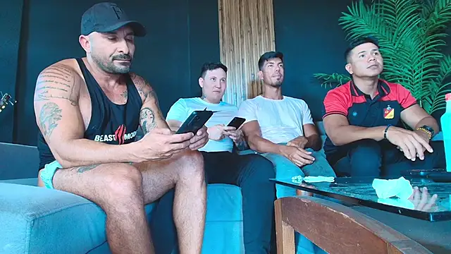 Snapshot of angelstream chatting on 04/16/26, 09:39 angelstream online show from 04/16/26, 09:39