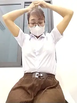 Snapshot of Mai_phuong chatting on 03/15/26, 01:11 Mai phuong online show from 03/15/26, 01:11