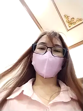 Snapshot of Mai_phuong chatting on 04/13/26, 12:38 Mai phuong online show from 04/13/26, 12:38