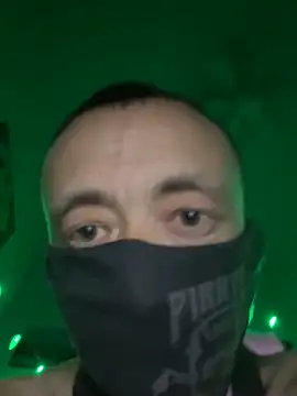 Snapshot of OhFuckYesDaddy chatting on 04/24/26, 04:15 OhFuckYesDaddy online show from 04/24/26, 04:15