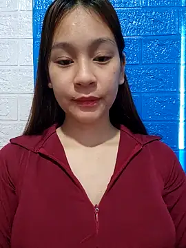 Snapshot of -Hicici- chatting on 03/13/26, 03:13 -Hicici- online show from 03/13/26, 03:13