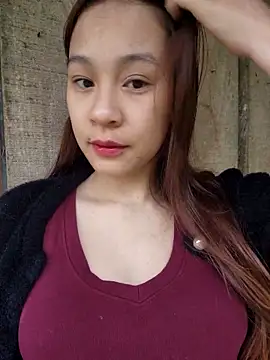 Snapshot of -Hicici- chatting on 03/15/26, 12:27 -Hicici- online show from 03/15/26, 12:27