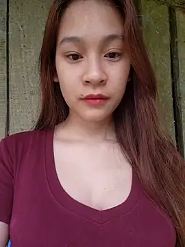 Snapshot of -Hicici- chatting on 03/25/26, 11:44 -Hicici- online show from 03/25/26, 11:44