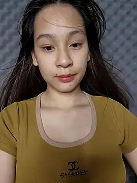 Snapshot of -Hicici- chatting on 04/05/26, 01:36 -Hicici- online show from 04/05/26, 01:36