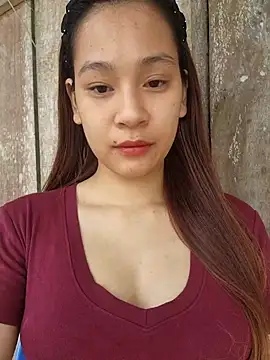 Snapshot of -Hicici- chatting on 04/21/26, 01:53 -Hicici- online show from 04/21/26, 01:53