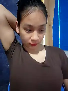 Snapshot of -Hicici- chatting on 05/16/26, 01:02 -Hicici- online show from 05/16/26, 01:02