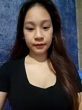 Snapshot of -Hicici- chatting on 06/14/26, 11:29 -Hicici- online show from 06/14/26, 11:29
