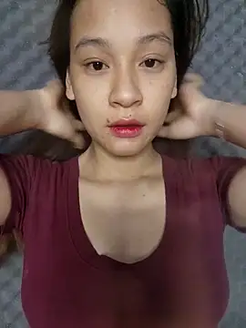 Snapshot of -Hicici- chatting on 06/21/26, 12:35 -Hicici- online show from 06/21/26, 12:35