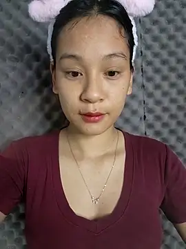 Snapshot of -Hicici- chatting on 07/02/26, 01:27 -Hicici- online show from 07/02/26, 01:27