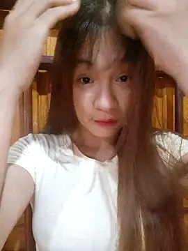 Snapshot of -Hicici- chatting on 07/05/26, 11:34 -Hicici- online show from 07/05/26, 11:34