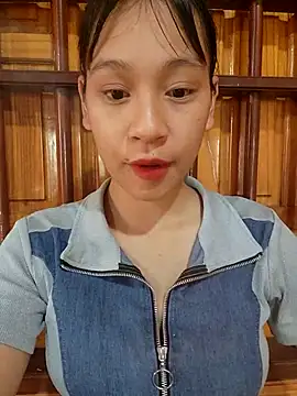 Snapshot of -Hicici- chatting on 07/11/26, 11:50 -Hicici- online show from 07/11/26, 11:50