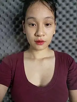 Snapshot of -Hicici- chatting on 07/15/26, 12:27 -Hicici- online show from 07/15/26, 12:27
