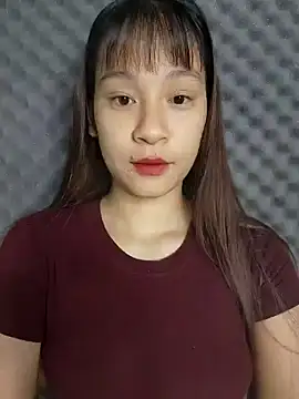 Snapshot of -Hicici- chatting on 07/16/26, 12:27 -Hicici- online show from 07/16/26, 12:27
