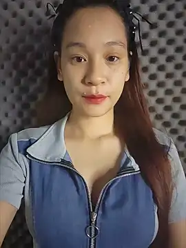 Snapshot of -Hicici- chatting on 08/02/26, 12:20 -Hicici- online show from 08/02/26, 12:20