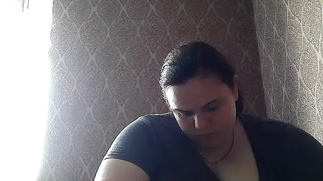 Snapshot of DollyGersonn chatting on 06/17/26, 05:43 DollyGersonn online show from 06/17/26, 05:43