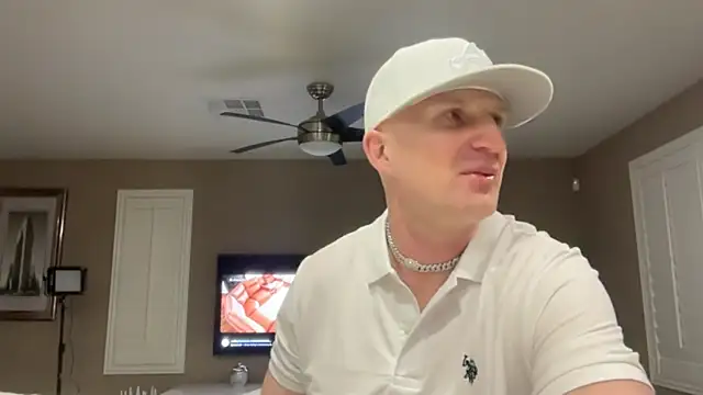 Snapshot of Naughty_Ken_Barbie-69 chatting on 03/27/26, 08:59 Naughty Ken Barbie-69 online show from 03/27/26, 08:59