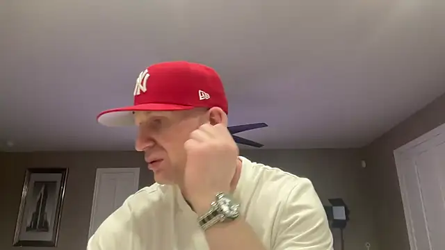 Snapshot of Naughty_Ken_Barbie-69 chatting on 04/11/26, 08:40 Naughty Ken Barbie-69 online show from 04/11/26, 08:40