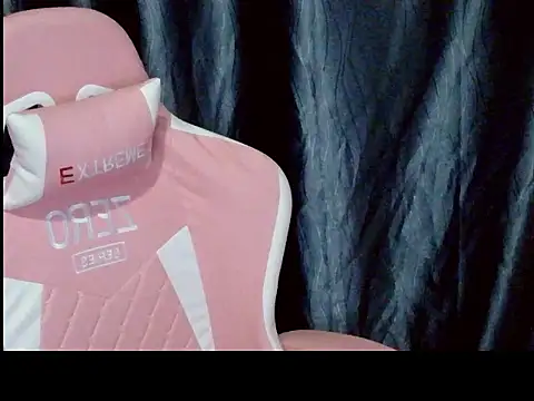 Snapshot of Cum-withyou chatting on 03/24/26, 05:18 Cum-withyou online show from 03/24/26, 05:18