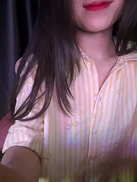 Snapshot of Cum-withyou chatting on 04/08/26, 05:40 Cum-withyou online show from 04/08/26, 05:40