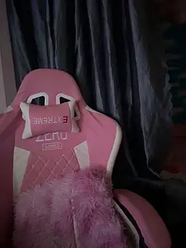 Snapshot of Cum-withyou chatting on 04/11/26, 07:24 Cum-withyou online show from 04/11/26, 07:24