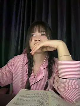 Snapshot of Cum-withyou chatting on 04/11/26, 07:45 Cum-withyou online show from 04/11/26, 07:45